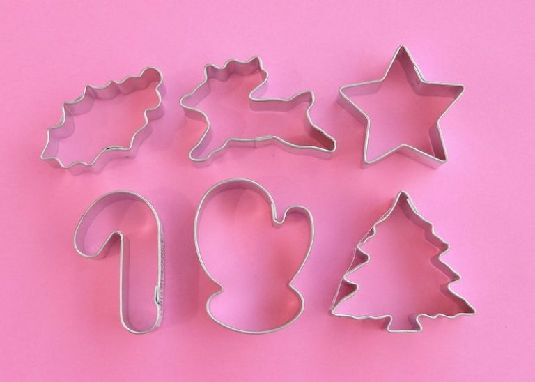 Where To Shop Holiday Cookie Cutters & Sprinkles Online
